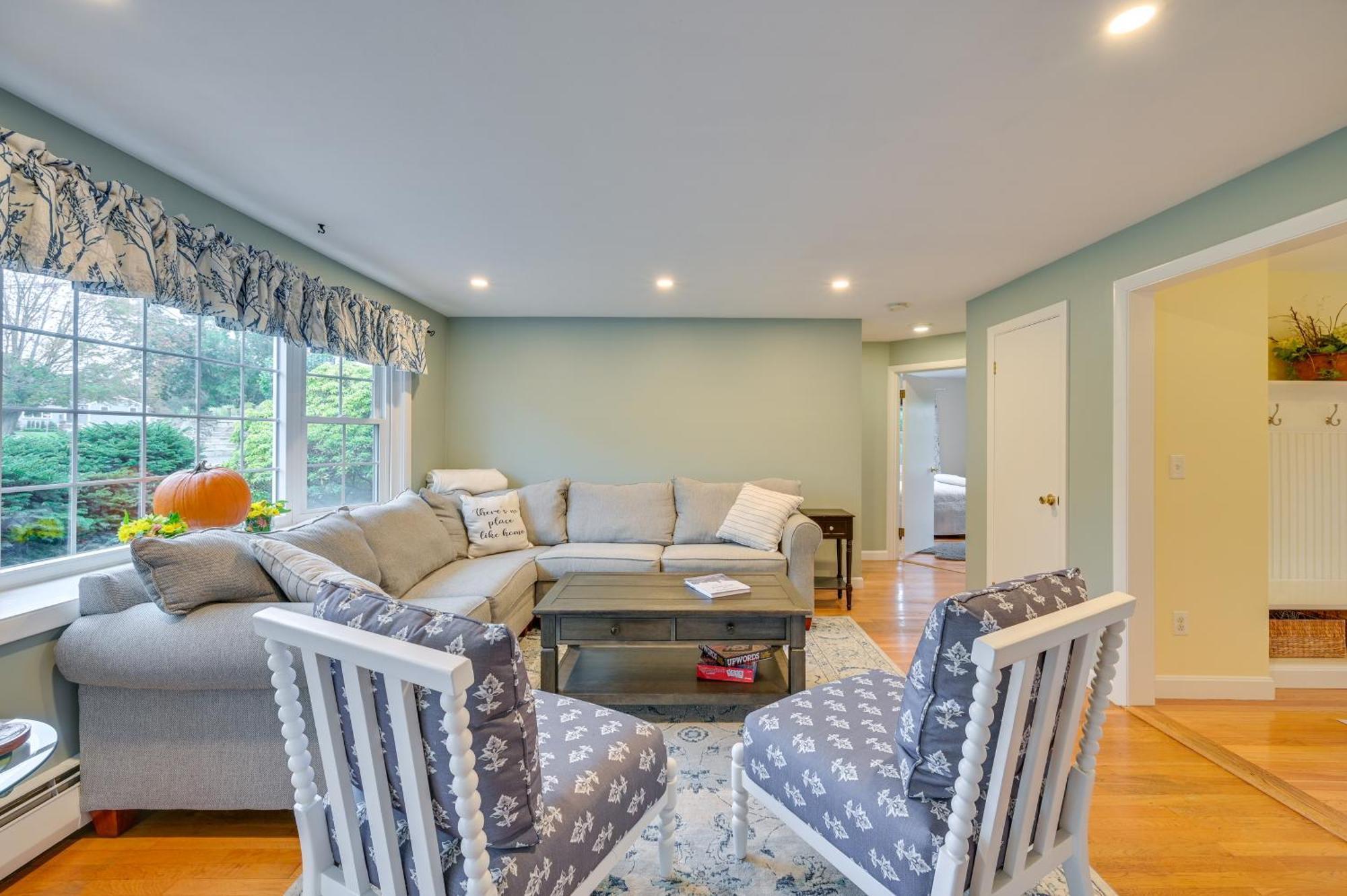 Marblehead Retreat With Sprawling Yard And Gas Grill! Apartment Exterior photo